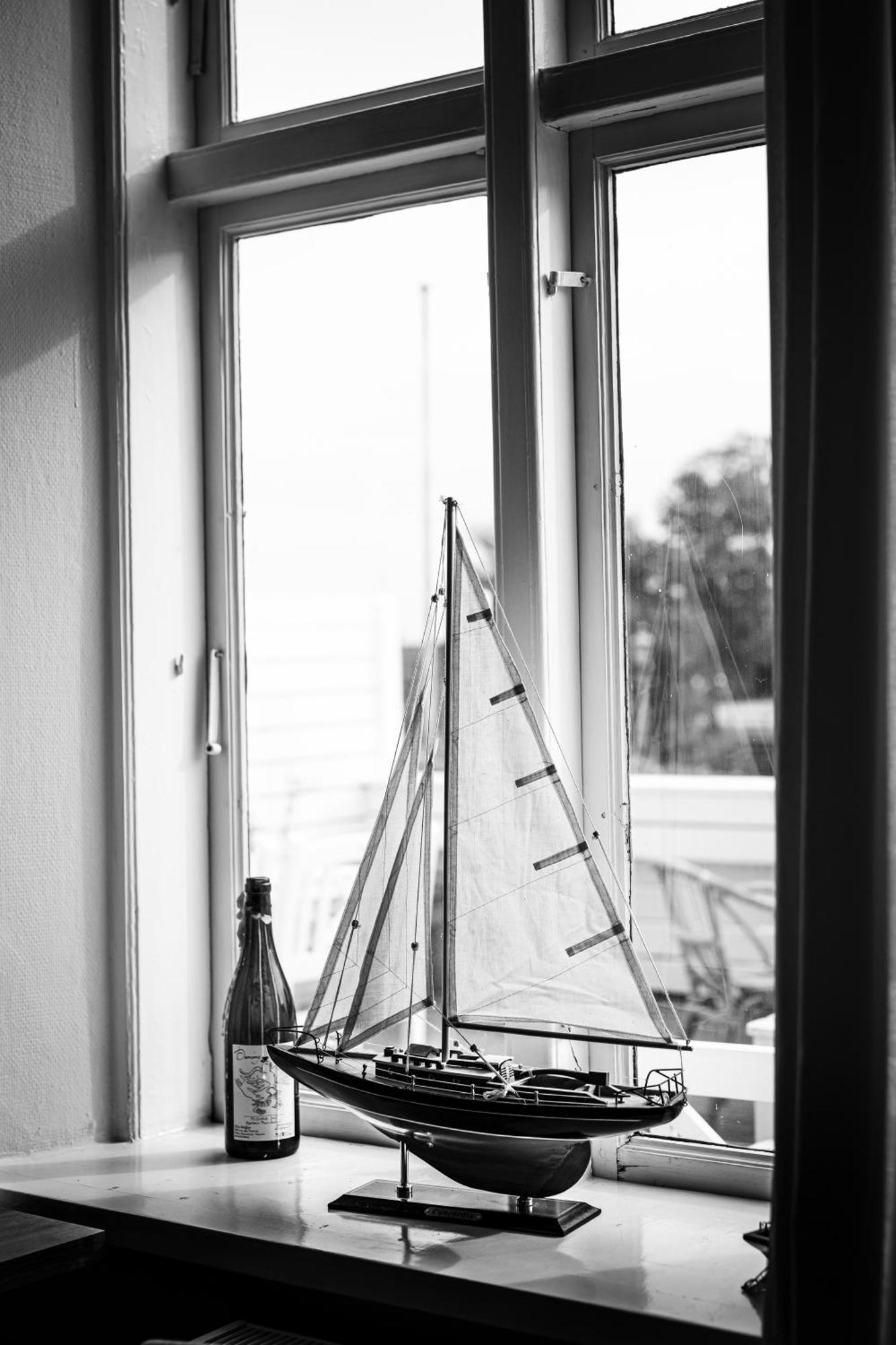 Arnfeldt Hotel แอเรอสเคอบิง ภายนอก รูปภาพ